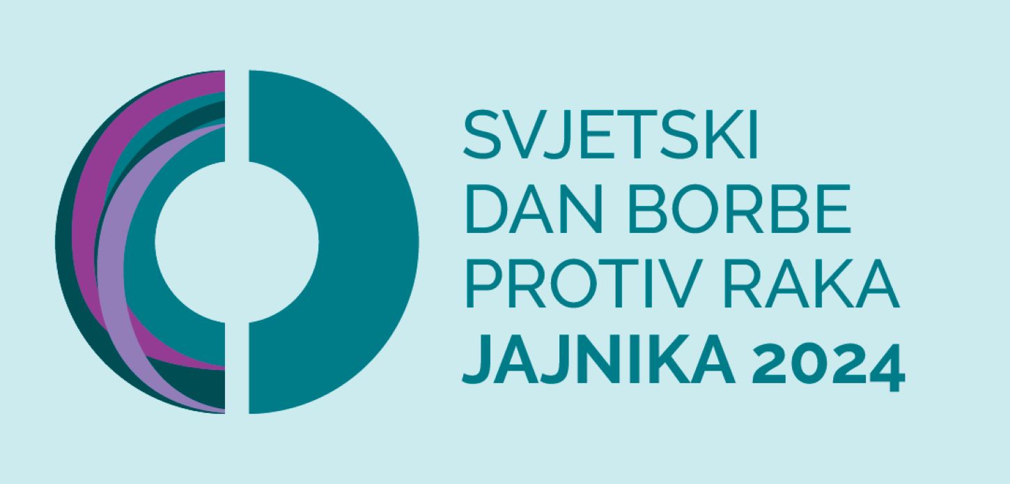 Slika prikazuje obilježavanje Svjetskog dana borbe protiv raka jajnika 2024. Na njoj je vidljiv kružni logo podijeljen na dvije polovice, s jedne strane u nijansama plave i ljubičaste, a s druge strane u jednobojnoj teal boji. Tekst na desnoj strani slike glasi “SVJETSKI DAN BORBE PROTIV RAKA JAJNIKA 2024” ispisan velikim slovima tamno teal boje na svjetlijoj pozadini iste boje. Ova slika vjerojatno predstavlja dio kampanje za podizanje svijesti o raku jajnika.