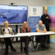 Predstavnici URIHO-a, Grada Zagreba i partnera sudjeluju na predstavljanju novog coworking prostora namijenjenog profesionalnom razvoju i zapošljavanju osoba s invaliditetom, dok prevoditelj znakovnog jezika osigurava pristupačnost događaja.